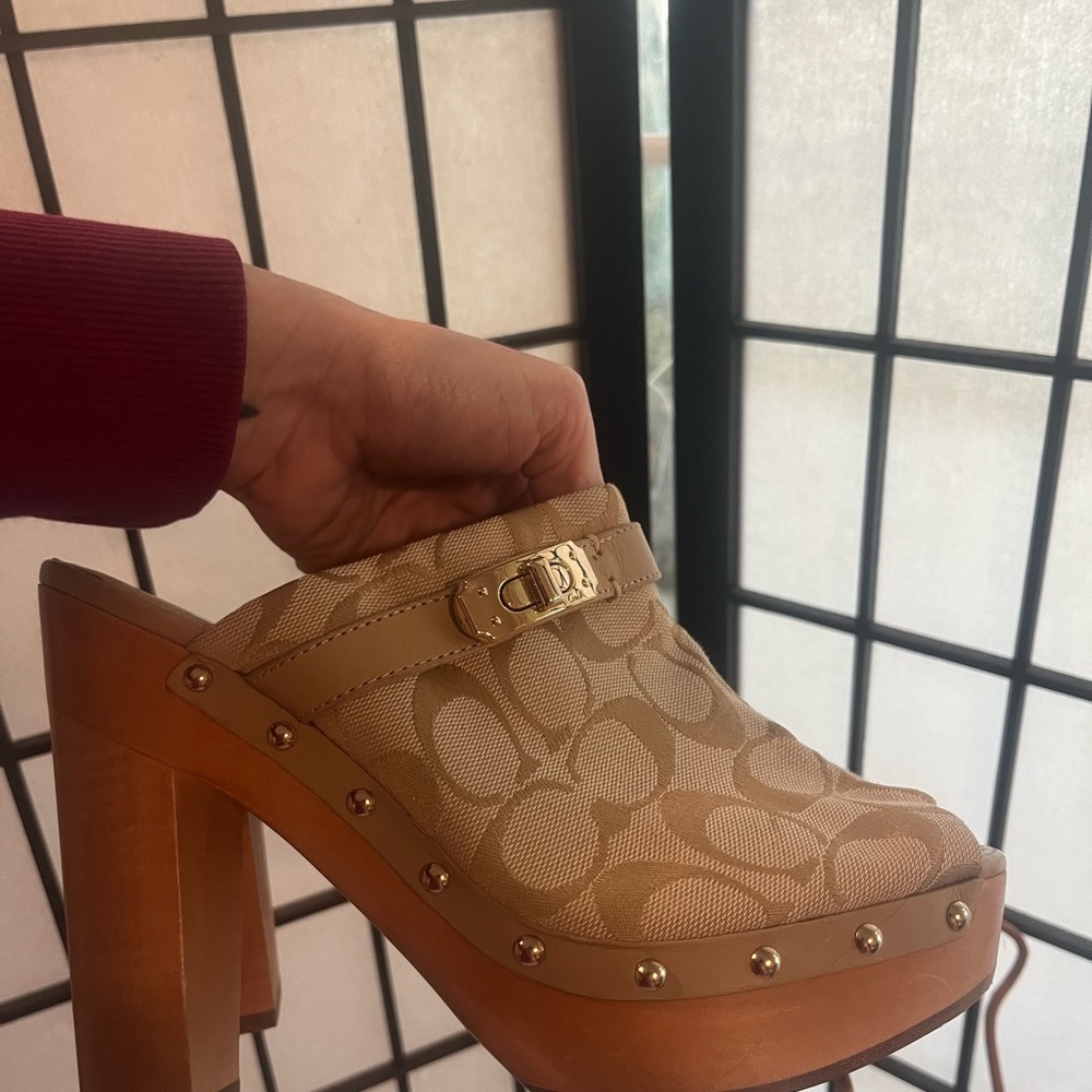 Coach Beige Patterned Mules - Picture 5 of 6